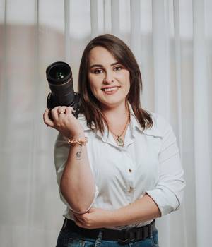 Sobre JENIFER MACARI PAULETTI