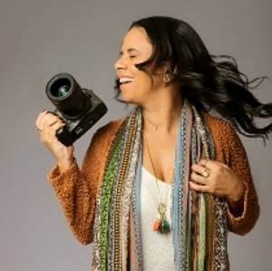 Sobre Aline Lelles, Fotógrafa Afetiva e Mentora | Escola Humanista de Fotografia