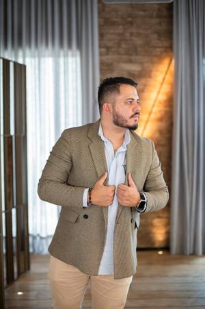 Sobre Victor Alves Alvarenga