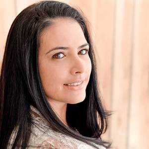 Sobre Sabrina Silveira
