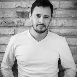 Acerca de Elias Dias