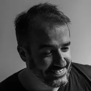 Sobre Rodrigo Gomez Martin