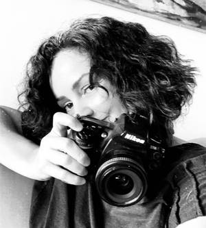 Sobre ADRIANA LAGARES DE SOUZA CORTES