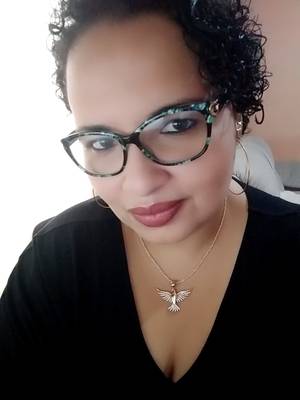 Sobre Renata de Oliveira Rosa