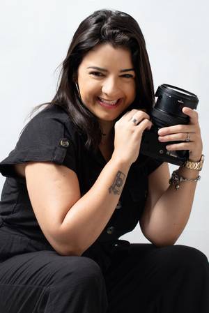 Sobre Monique Alves Barros