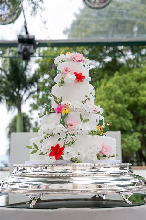 Bolo Regina Rodrigues'