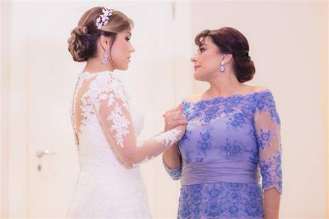 Vestido Carol Hungria
noiva e sua mãe ambas vestindo carol hungria'