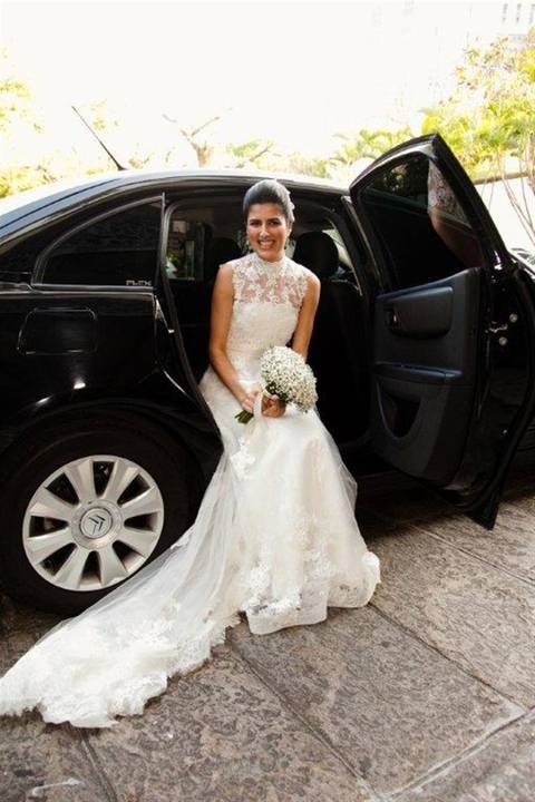 Noiva no Carro'