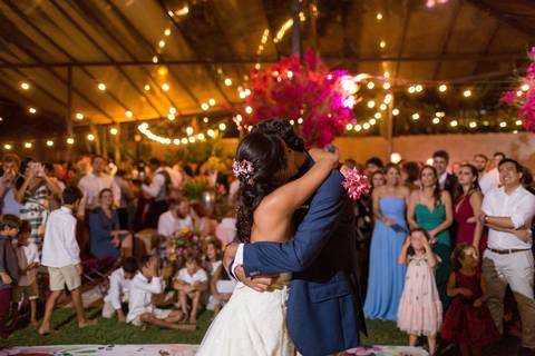 muita diversão
Insólito Búzios'