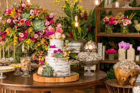 Bolo da Betah!
Insólito Búzios'