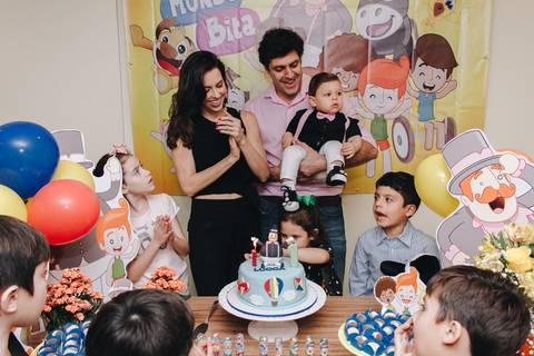 hora do parabéns no aniversário de 1 ano mundo bita ribeirão preto'