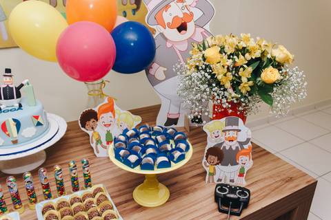 aniversário de 1 ano mundo bita ribeirão preto mesa do bolo'