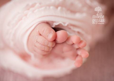 ensaio-newborn-estudio-porto alegre-pés'