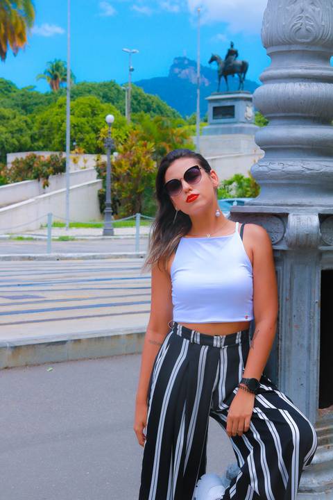 Andressa nas ruas do Rio'