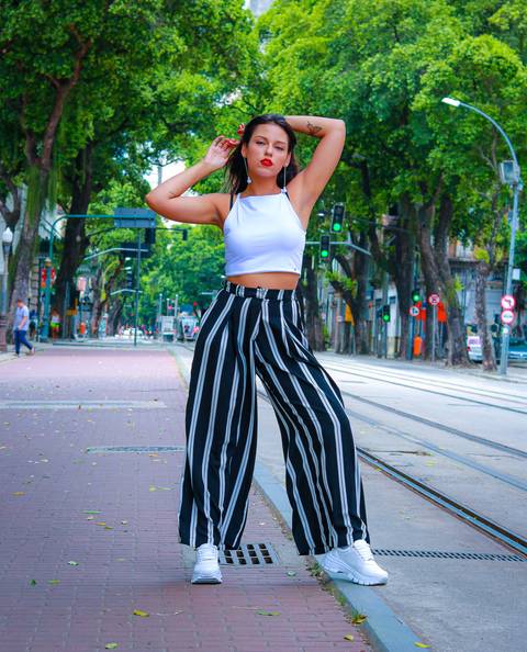 Andressa nas ruas do Rio'
