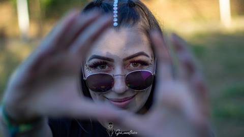 '