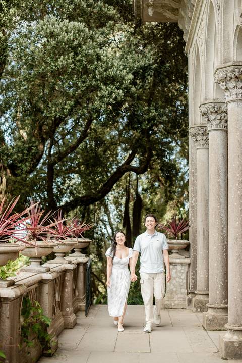 Cindy and Ryan, engagement portrait at Palácio de Monserrate, Sintra, by Mariana Castanheira'
