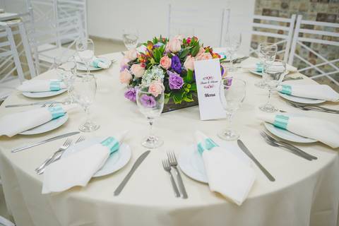 casamento, dia da noiva, maquiagem para noiva, penteado para noiva, espaço celebrar, celabrar festas, decoração de casamento, suculenta no casamento'