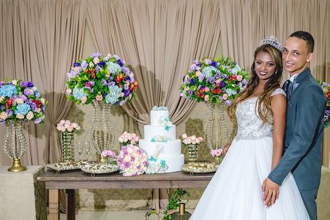 casamento, dia da noiva, maquiagem para noiva, penteado para noiva, espaço celebrar, celabrar festas, decoração de casamento, suculenta no casamento'