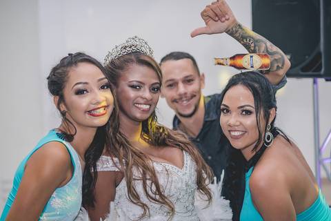 casamento, dia da noiva, maquiagem para noiva, penteado para noiva, espaço celebrar, celabrar festas, decoração de casamento, suculenta no casamento'