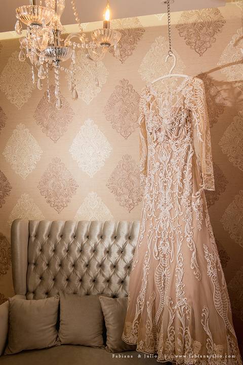 jardim das orquideas, praia grande, mariana assis, louge, noiva, penteado de noiva, vestido de noiva, terno de noivo, cinza, madrinha de rosê, madrinhas de rosa, eh viva assessoria, fabiana e julio fotografia, fotografia de casamento, casal de fotogrado'