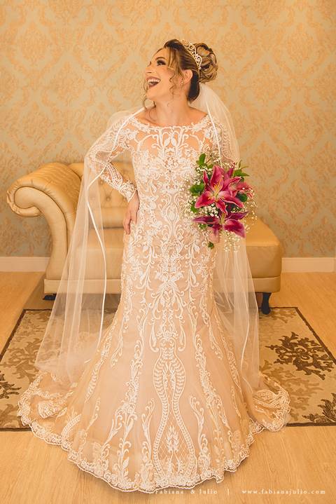 jardim das orquideas, praia grande, mariana assis, louge, noiva, penteado de noiva, vestido de noiva, terno de noivo, cinza, madrinha de rosê, madrinhas de rosa, eh viva assessoria, fabiana e julio fotografia, fotografia de casamento, casal de fotogrado'