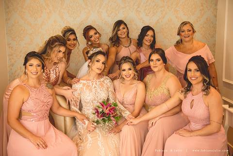 jardim das orquideas, praia grande, mariana assis, louge, noiva, penteado de noiva, vestido de noiva, terno de noivo, cinza, madrinha de rosê, madrinhas de rosa, eh viva assessoria, fabiana e julio fotografia, fotografia de casamento, casal de fotogradoja'