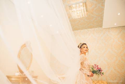 jardim das orquideas, praia grande, mariana assis, louge, noiva, penteado de noiva, vestido de noiva, terno de noivo, cinza, madrinha de rosê, madrinhas de rosa, eh viva assessoria, fabiana e julio fotografia, fotografia de casamento, casal de fotogrado'