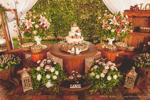 jardim das orquideas, praia grande, mariana assis, louge, noiva, penteado de noiva, vestido de noiva, terno de noivo, cinza, madrinha de rosê, madrinhas de rosa, eh viva assessoria, fabiana e julio fotografia, fotografia de casamento, casal de fotogrado'