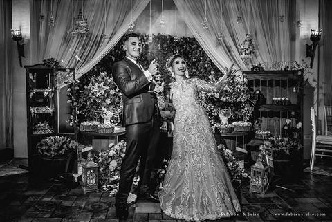 jardim das orquideas, praia grande, mariana assis, louge, noiva, penteado de noiva, vestido de noiva, terno de noivo, cinza, madrinha de rosê, madrinhas de rosa, eh viva assessoria, fabiana e julio fotografia, fotografia de casamento, casal de fotogrado'