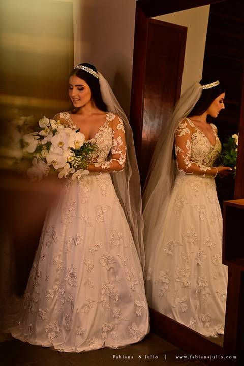 espaço serra do mar, casamento de dia, casamento no campo, mariana assis, maquiadora mariana assis, dia da noiva, vestido wanda brasil, noivo de azul, buque orquideas'