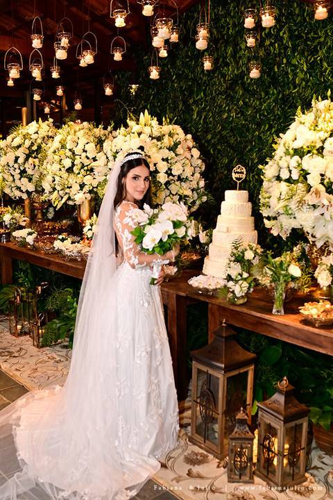 espaço serra do mar, casamento de dia, casamento no campo, mariana assis, maquiadora mariana assis, dia da noiva, vestido wanda brasil, noivo de azul, buque orquideas'