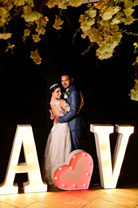 espaço serra do mar, casamento de dia, casamento no campo, mariana assis, maquiadora mariana assis, dia da noiva, vestido wanda brasil, noivo de azul, buque orquideas'