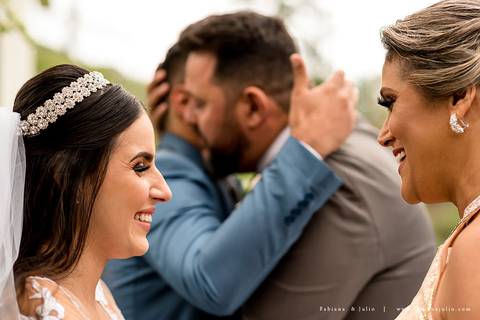espaço serra do mar, casamento de dia, casamento no campo, mariana assis, maquiadora mariana assis, dia da noiva, vestido wanda brasil, noivo de azul, buque orquideas'