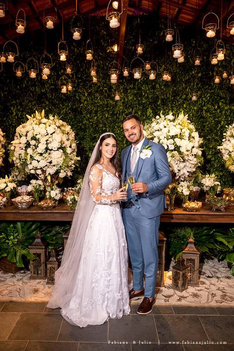 espaço serra do mar, casamento de dia, casamento no campo, mariana assis, maquiadora mariana assis, dia da noiva, vestido wanda brasil, noivo de azul, buque orquideas'