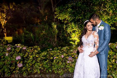 espaço serra do mar, casamento de dia, casamento no campo, mariana assis, maquiadora mariana assis, dia da noiva, vestido wanda brasil, noivo de azul, buque orquideas'