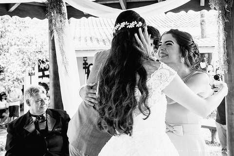 andressa justiniano make, penteado de noiva, dia da noiva, casamento de dia, jardim das orquideas, buquet cacho de uva, maquiagem para noiva, terno azul para noivo, madrinhas em tons pasteis, vestido de madrinha claros,  sapato noivo, padrinhos alegres'