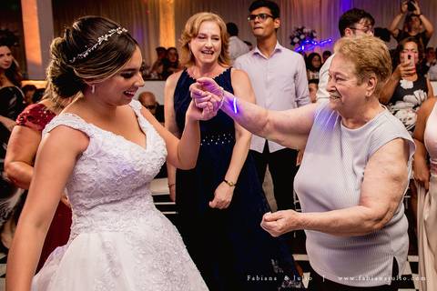 clau duarte make, buffet green house, buquet rosa, sandalia de noivam make para noiva, vestido de noiva, casamento em santos, tempo mormon, templo mormom, noiva mormom, casamento mormom, igreja de jesus cristo dos santos dos ultimos dias'