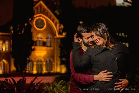 avenida paulista, ensaio de casal a noite, ensaio de casal urbano, ensaio com roupa preta, ensaio de casal, fabiana e julio, pre-wedding, ideia para ensaio de casal,.'