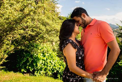ensaio de casal, campos do jordao, antix, amoantix, antiquete, noiva, ensaio de casal, mosteiro, ensaio no mosteiro, fabiana e julio, fotografia para sempre, ensaio de casal externo, ensaio de casal em campos do jordão. '