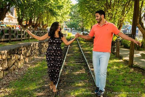 ensaio de casal, campos do jordao, antix, amoantix, antiquete, noiva, ensaio de casal, mosteiro, ensaio no mosteiro, fabiana e julio, fotografia para sempre, ensaio de casal externo, ensaio de casal em campos do jordão. '