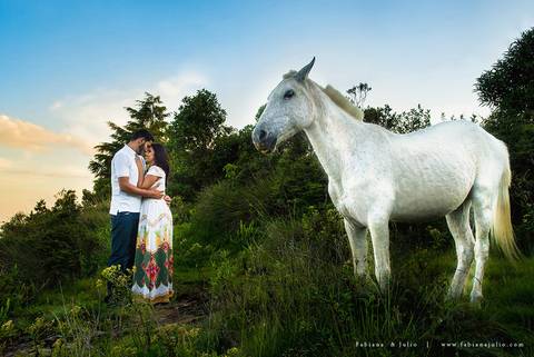 ensaio de casal, campos do jordao, antix, amoantix, antiquete, noiva, ensaio de casal, mosteiro, ensaio no mosteiro, fabiana e julio, fotografia para sempre, ensaio de casal externo, ensaio de casal em campos do jordão. '