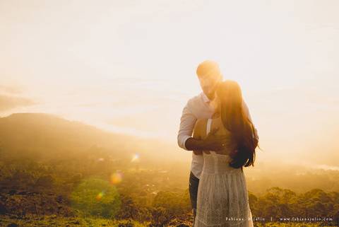 ensaio de csal, mairiporã, pedreira do DIB, ensaio de casal externo, look para ensaio, fabiana e julio, fotografia para sempre, victor mattos, andressa helena, espaço serra do mar, casamentoensaio de csal, mairi, noivos, vestido de noiva, vestido listrado'