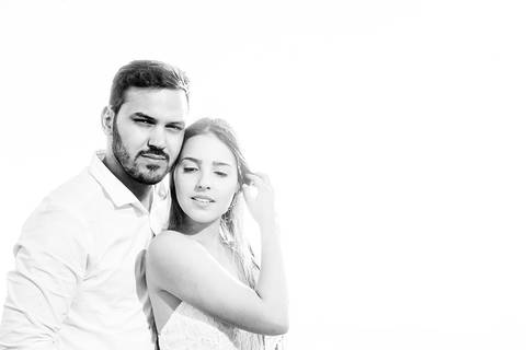 ensaio de csal, mairiporã, pedreira do DIB, ensaio de casal externo, look para ensaio, fabiana e julio, fotografia para sempre, victor mattos, andressa helena, espaço serra do mar, casamento, noivos, vestido de noiva, vestido listradoensaio de csal, mairi'