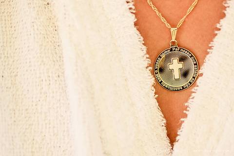 chacara do mosteiro, casamento, dia da noiva, gattos coiffeur, gaby da gattos, buffet sampaio, buque rosa, cerimonia no buffet, doces finos, noivo de preto, jeep compass, cadeira de cristal, valsa dos noivos, noiva, noivo , fabiana e julio'