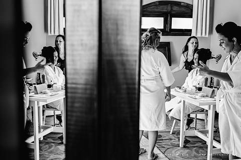 chacara do mosteiro, casamento, dia da noiva, gattos coiffeur, gaby da gattos, buffet sampaio, buque rosa, cerimonia no buffet, doces finos, noivo de preto, jeep compass, cadeira de cristal, valsa dos noivos, noiva, noivo , fabiana e julio'