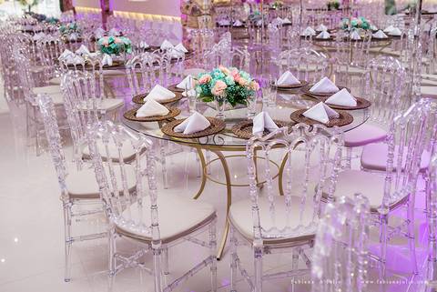 chacara do mosteiro, casamento, dia da noiva, gattos coiffeur, gaby da gattos, buffet sampaio, buque rosa, cerimonia no buffet, doces finos, noivo de preto, jeep compass, cadeira de cristal, valsa dos noivos, noiva, noivo , fabiana e julio'