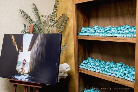 chacara do mosteiro, casamento, dia da noiva, gattos coiffeur, gaby da gattos, buffet sampaio, buque rosa, cerimonia no buffet, doces finos, noivo de preto, jeep compass, cadeira de cristal, valsa dos noivos, noiva, noivo , fabiana e julio'