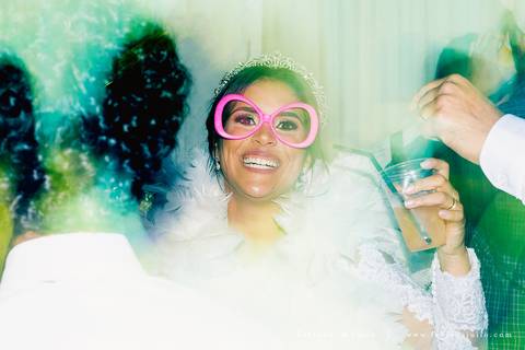 mariana assis, dia da noiva, loubg mariana assis, acic, casamento no acic, shamah flores, buque rosa, ursinho para daminha, daminha com urso, alianças no urso, vestido de noiva, fabiana e julio, fotografia de casamento, azahoo, terno azul'