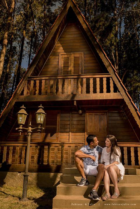 holambra, ensaio de casal, theos turismo, ensaio de casal, fotografo em holambra, girassl, ensaio no girassol, ensaio com flores, ensaio no por do sol, fabiana e julio, casamento, pre-wedding em holambra'